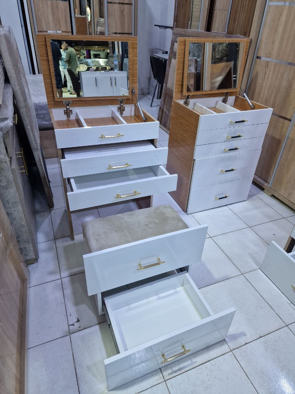 Table de maquillage