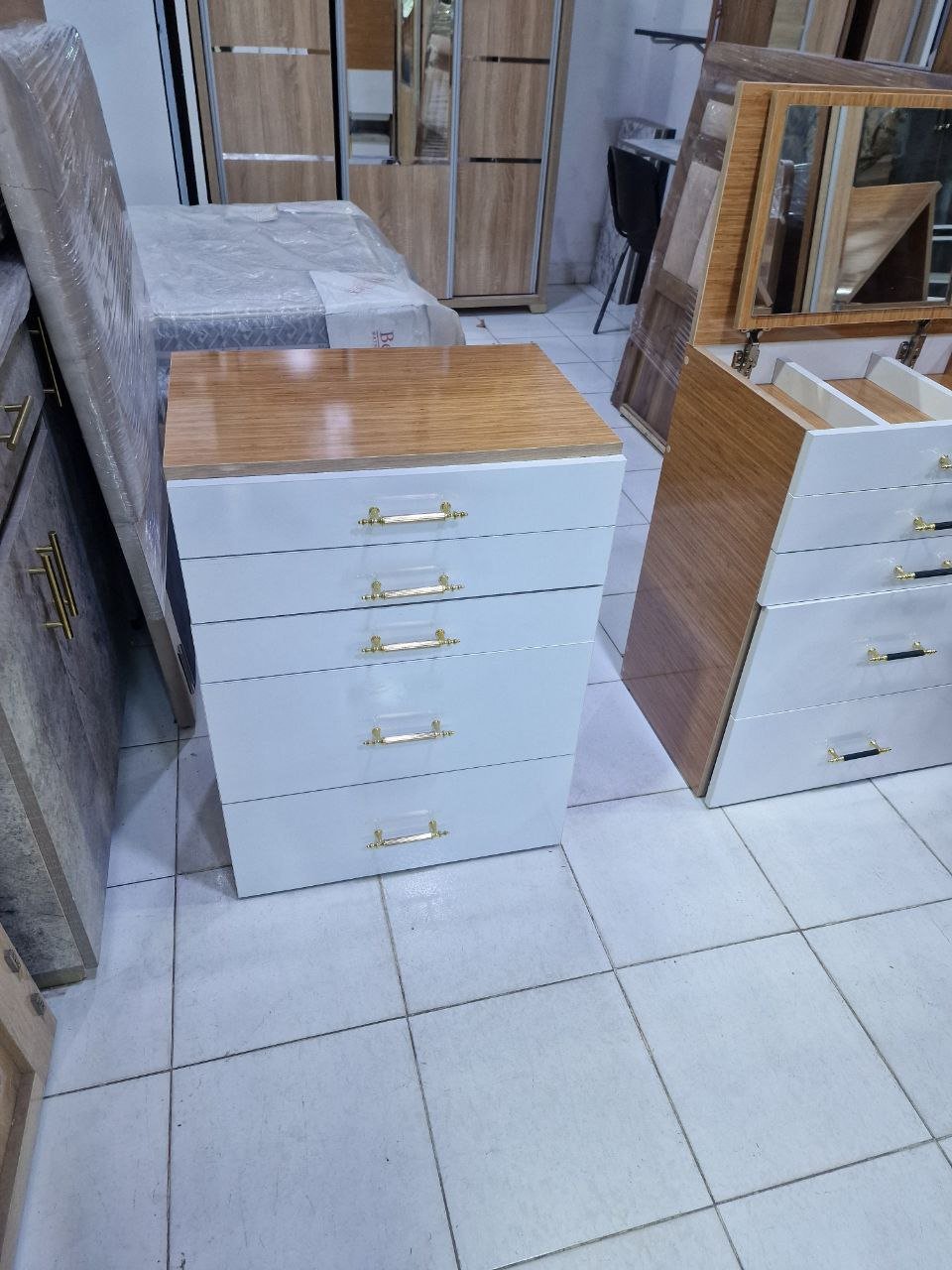 Table de maquillage - Image 6